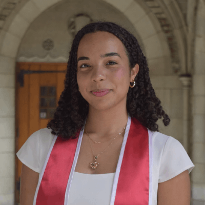 Headshot of Alessandra Kaestner