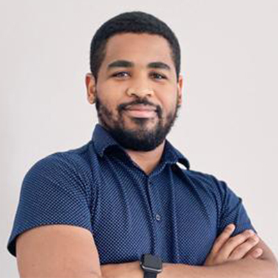 Headshot of Carlos Martinez