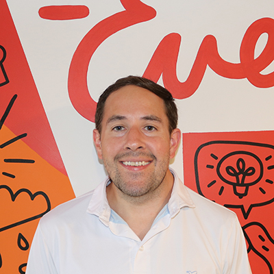 Headshot of Alex Parent