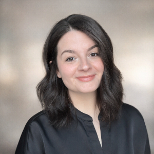 Headshot of Lea Howland